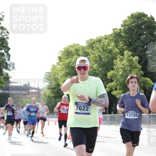 29.06.2025 - hella hamburg halbmarathon Jannik Wohlers http://msf.ph/oto/8195157 29.06.2025 09:46:26 Lombardsbrücke 1053, 1411, 1577, 2243, 4944, 5048, 5152, 5193, 5660, 6683, 7080, 7466, 7622, 7628, 7867, 8312, 8323, 10477, 10927, 11898, 12447, 12899, 13199, 13493, 13494, 13729, 14310, 14450, 14899, 16417, 16505, 16619, 16881, 17137, 17329, 17751, 18026, 18277, 18357, 18600, 18824, 18986 meine-sportfotos.de