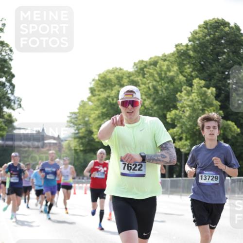 29.06.2025 - hella hamburg halbmarathon Jannik Wohlers http://msf.ph/oto/8195170 29.06.2025 09:46:26 Lombardsbrücke 1053, 1411, 1577, 2243, 4944, 5048, 5152, 5193, 5660, 6683, 7080, 7466, 7622, 7628, 7867, 8312, 8323, 10477, 10927, 11898, 12447, 12899, 13199, 13493, 13494, 13729, 14310, 14450, 14899, 16417, 16505, 16619, 16881, 17137, 17329, 17751, 18026, 18277, 18357, 18600, 18824, 18986 meine-sportfotos.de