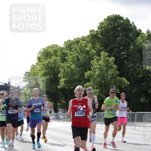 29.06.2025 - hella hamburg halbmarathon Jannik Wohlers http://msf.ph/oto/8195217 29.06.2025 09:46:28 Lombardsbrücke 1053, 1411, 1577, 2243, 5048, 5152, 5193, 5660, 6683, 7080, 7466, 7622, 7628, 7867, 8312, 8323, 10477, 10927, 11898, 12447, 12899, 13199, 13493, 13494, 13729, 14310, 14385, 14841, 14899, 16417, 16505, 16619, 16881, 17014, 17137, 17329, 17751, 18026, 18357, 18600, 18824, 18986 meine-sportfotos.de