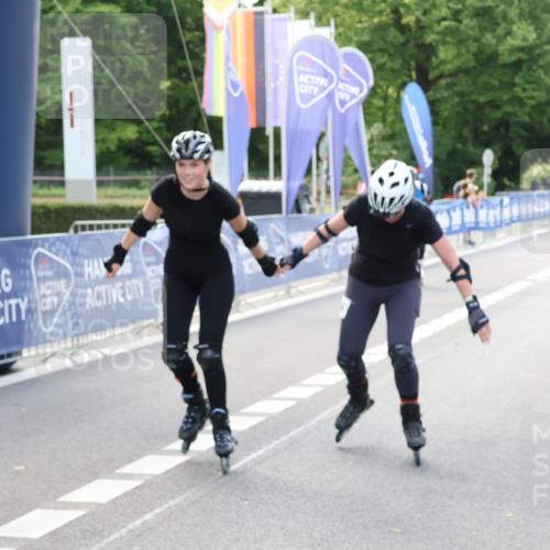 29.06.2025 - hella hamburg halbmarathon Strokosch-Dieckow http://msf.ph/oto/8195237 29.06.2025 09:39:36 Ziel 20002, 20009, 20064, 20065, 20073, 20203, 20382 meine-sportfotos.de