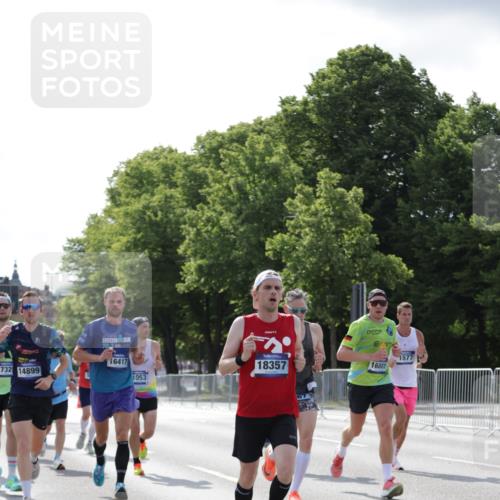 29.06.2025 - hella hamburg halbmarathon Jannik Wohlers http://msf.ph/oto/8195248 29.06.2025 09:46:28 Lombardsbrücke 1053, 1411, 1577, 2243, 5048, 5152, 5193, 5660, 6683, 7080, 7466, 7622, 7628, 7867, 8312, 8323, 10477, 10927, 11898, 12447, 12899, 13199, 13493, 13494, 13729, 14310, 14385, 14841, 14899, 16417, 16505, 16619, 16881, 17014, 17137, 17329, 17751, 18026, 18357, 18600, 18824, 18986 meine-sportfotos.de
