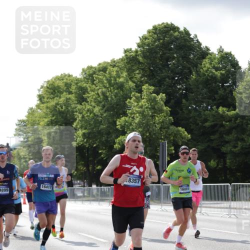 29.06.2025 - hella hamburg halbmarathon Jannik Wohlers http://msf.ph/oto/8195294 29.06.2025 09:46:28 Lombardsbrücke 1053, 1411, 1577, 2243, 5048, 5152, 5193, 5660, 6683, 7080, 7466, 7622, 7628, 7867, 8312, 8323, 10477, 10927, 11898, 12447, 12899, 13199, 13493, 13494, 13729, 14310, 14385, 14841, 14899, 16417, 16505, 16619, 16881, 17014, 17137, 17329, 17751, 18026, 18357, 18600, 18824, 18986 meine-sportfotos.de