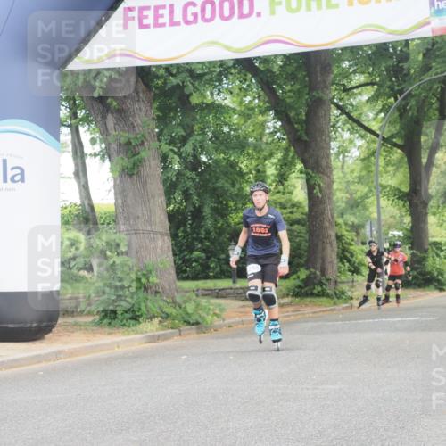 29.06.2025 - hella hamburg halbmarathon KatJ http://msf.ph/oto/8195312 29.06.2025 09:27:46 Zwischen KM18-KM19  meine-sportfotos.de