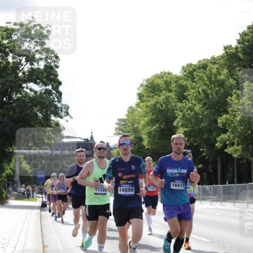 29.06.2025 - hella hamburg halbmarathon Jannik Wohlers http://msf.ph/oto/8195356 29.06.2025 09:46:29 Lombardsbrücke 1053, 1411, 1577, 2243, 5152, 5193, 5660, 6683, 7080, 7466, 7622, 7628, 7867, 8312, 8323, 10477, 10927, 11898, 12447, 12899, 13199, 13493, 13494, 13729, 14069, 14310, 14385, 14841, 14899, 16417, 16505, 16619, 16881, 17014, 17137, 17329, 17751, 18026, 18357, 18600, 18824, 18906, 18986 meine-sportfotos.de