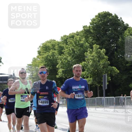 29.06.2025 - hella hamburg halbmarathon Jannik Wohlers http://msf.ph/oto/8195418 29.06.2025 09:46:29 Lombardsbrücke 1053, 1411, 1577, 2243, 5152, 5193, 5660, 6683, 7080, 7466, 7622, 7628, 7867, 8312, 8323, 10477, 10927, 11898, 12447, 12899, 13199, 13493, 13494, 13729, 14069, 14310, 14385, 14841, 14899, 16417, 16505, 16619, 16881, 17014, 17137, 17329, 17751, 18026, 18357, 18600, 18824, 18906, 18986 meine-sportfotos.de