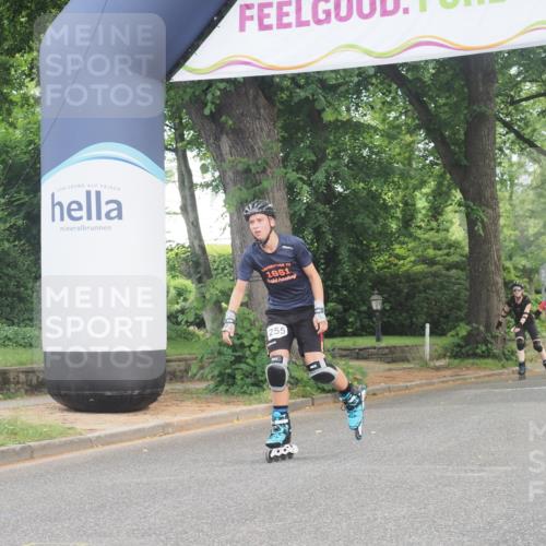 29.06.2025 - hella hamburg halbmarathon KatJ http://msf.ph/oto/8195443 29.06.2025 09:27:47 Zwischen KM18-KM19  meine-sportfotos.de