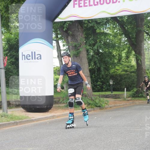 29.06.2025 - hella hamburg halbmarathon KatJ http://msf.ph/oto/8195477 29.06.2025 09:27:47 Zwischen KM18-KM19  meine-sportfotos.de