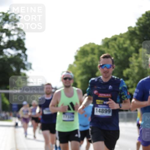29.06.2025 - hella hamburg halbmarathon Jannik Wohlers http://msf.ph/oto/8195486 29.06.2025 09:46:30 Lombardsbrücke 1053, 1396, 1411, 1577, 2243, 3005, 5152, 5193, 5660, 7080, 7466, 7622, 7628, 7867, 8312, 8323, 10477, 10927, 11898, 12899, 13199, 13493, 13494, 13729, 14069, 14310, 14385, 14841, 14899, 15390, 16417, 16505, 16619, 16881, 17014, 17137, 17329, 18026, 18357, 18600, 18824, 18906, 18986 meine-sportfotos.de