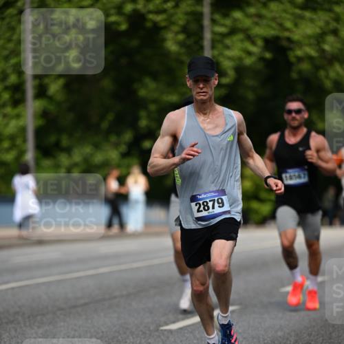 29.06.2025 - hella hamburg halbmarathon Dr. Thomas Lammeyer http://msf.ph/oto/8195499 29.06.2025 09:47:52 Kennedybrücke 1065, 2021, 2879, 3075, 3845, 3968, 4678, 5367, 7349, 8473, 8731, 10790, 10848 meine-sportfotos.de