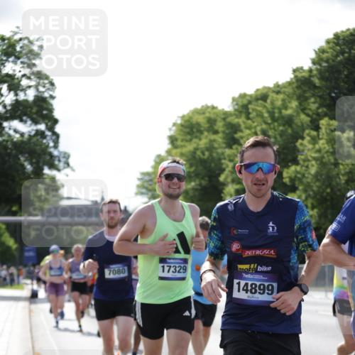29.06.2025 - hella hamburg halbmarathon Jannik Wohlers http://msf.ph/oto/8195509 29.06.2025 09:46:30 Lombardsbrücke 1053, 1396, 1411, 1577, 2243, 3005, 5152, 5193, 5660, 7080, 7466, 7622, 7628, 7867, 8312, 8323, 10477, 10927, 11898, 12899, 13199, 13493, 13494, 13729, 14069, 14310, 14385, 14841, 14899, 15390, 16417, 16505, 16619, 16881, 17014, 17137, 17329, 18026, 18357, 18600, 18824, 18906, 18986 meine-sportfotos.de