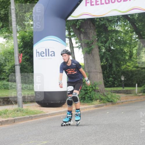 29.06.2025 - hella hamburg halbmarathon KatJ http://msf.ph/oto/8195525 29.06.2025 09:27:47 Zwischen KM18-KM19  meine-sportfotos.de