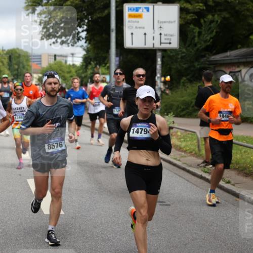 29.06.2025 - hella hamburg halbmarathon Yannick Fuchs http://msf.ph/oto/8195558 29.06.2025 10:44:17 20KM 1119, 1216, 1321, 1399, 1630, 2020, 2234, 2788, 3296, 3414, 3852, 3947, 4127, 4247, 4933, 5447, 5894, 6125, 6282, 8153, 8313, 8576, 8657, 8689, 8899, 8921, 9031, 9303, 9551, 10371, 10480, 10750, 11455, 11975, 12203, 12235, 12527, 12733, 13225, 13282, 13463, 13609, 13758, 13812, 14562, 14794, 15620, 16000, 16242, 16403, 16732, 16806, 16887, 17247, 17282, 17319, 18228, 18229, 18451, 18499, 18657, 18658, 18884 meine-sportfotos.de