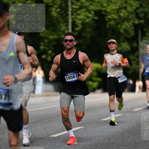 29.06.2025 - hella hamburg halbmarathon Dr. Thomas Lammeyer http://msf.ph/oto/8195650 29.06.2025 09:47:53 Kennedybrücke 1065, 2021, 2879, 3075, 3845, 3968, 4678, 5367, 7349, 8473, 8731, 10790, 10848 meine-sportfotos.de
