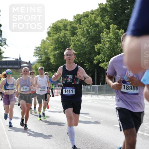 29.06.2025 - hella hamburg halbmarathon Jannik Wohlers http://msf.ph/oto/8195698 29.06.2025 09:46:32 Lombardsbrücke 1053, 1396, 1411, 1577, 3005, 5193, 5660, 7080, 7466, 7622, 7867, 8323, 10477, 11898, 12899, 13199, 13493, 13494, 13729, 13771, 14069, 14385, 14841, 14899, 15390, 16417, 16505, 16619, 16881, 17014, 17137, 17329, 18026, 18357, 18600, 18731, 18824, 18906, 18986 meine-sportfotos.de