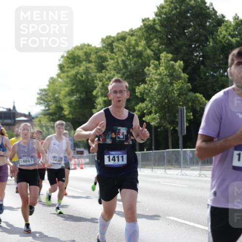 29.06.2025 - hella hamburg halbmarathon Jannik Wohlers http://msf.ph/oto/8195747 29.06.2025 09:46:33 Lombardsbrücke 1053, 1396, 1411, 1577, 3005, 5193, 5660, 7080, 7466, 7622, 7867, 8323, 10477, 11898, 12899, 13199, 13493, 13494, 13729, 13771, 14069, 14385, 14841, 14899, 15390, 16417, 16505, 16619, 16881, 17014, 17137, 17329, 18026, 18357, 18600, 18731, 18824, 18906, 18986 meine-sportfotos.de
