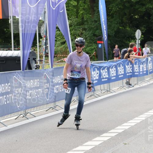 29.06.2025 - hella hamburg halbmarathon Strokosch-Dieckow http://msf.ph/oto/8195844 29.06.2025 09:40:26 Ziel 20171 meine-sportfotos.de