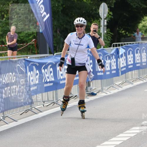 29.06.2025 - hella hamburg halbmarathon Strokosch-Dieckow http://msf.ph/oto/8195895 29.06.2025 09:40:37 Ziel 20022, 20032 meine-sportfotos.de