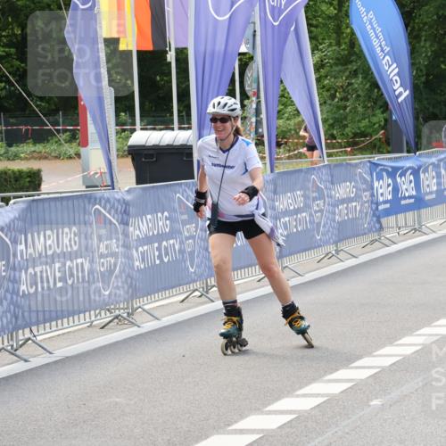 29.06.2025 - hella hamburg halbmarathon Strokosch-Dieckow http://msf.ph/oto/8195944 29.06.2025 09:40:40 Ziel 20022, 20032 meine-sportfotos.de