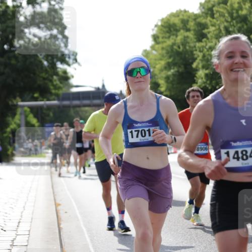 29.06.2025 - hella hamburg halbmarathon Jannik Wohlers http://msf.ph/oto/8195953 29.06.2025 09:46:35 Lombardsbrücke 1053, 1396, 1411, 1577, 3005, 5193, 5660, 7080, 7466, 7622, 7867, 8323, 9519, 10477, 11055, 11898, 12204, 12899, 13148, 13199, 13493, 13494, 13729, 13771, 13991, 14069, 14385, 14448, 14841, 14899, 15390, 16417, 16425, 16881, 17014, 17137, 17329, 17877, 18026, 18357, 18600, 18731, 18824, 18906, 18986 meine-sportfotos.de