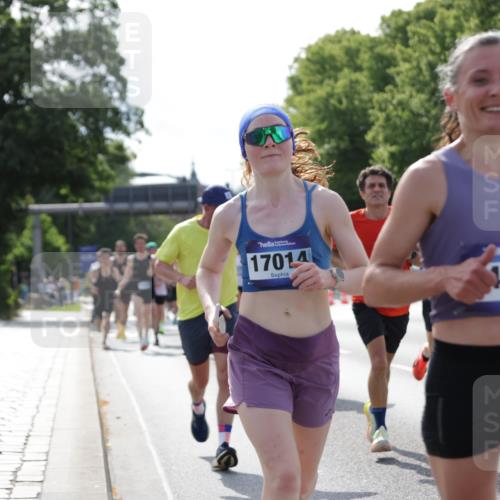 29.06.2025 - hella hamburg halbmarathon Jannik Wohlers http://msf.ph/oto/8195964 29.06.2025 09:46:35 Lombardsbrücke 1053, 1396, 1411, 1577, 3005, 5193, 5660, 7080, 7466, 7622, 7867, 8323, 9519, 10477, 11055, 11898, 12204, 12899, 13148, 13199, 13493, 13494, 13729, 13771, 13991, 14069, 14385, 14448, 14841, 14899, 15390, 16417, 16425, 16881, 17014, 17137, 17329, 17877, 18026, 18357, 18600, 18731, 18824, 18906, 18986 meine-sportfotos.de