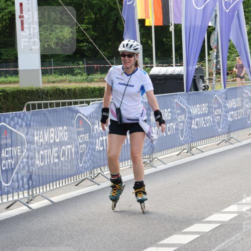 29.06.2025 - hella hamburg halbmarathon Strokosch-Dieckow http://msf.ph/oto/8195990 29.06.2025 09:40:41 Ziel 20022, 20032 meine-sportfotos.de