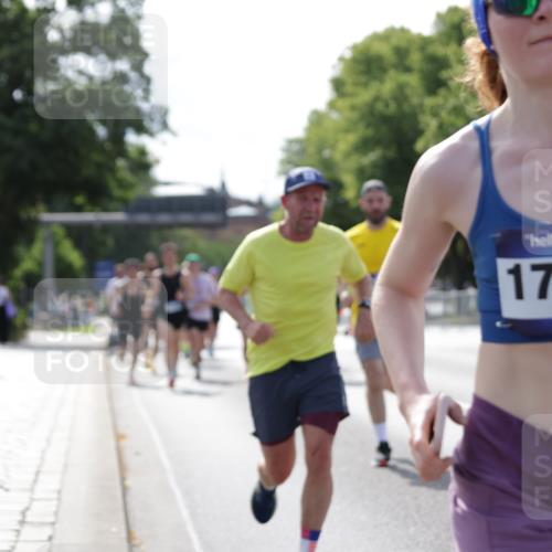 29.06.2025 - hella hamburg halbmarathon Jannik Wohlers http://msf.ph/oto/8195996 29.06.2025 09:46:36 Lombardsbrücke 1053, 1396, 1411, 1577, 2563, 3005, 5193, 5660, 7080, 7466, 7622, 7867, 8323, 9519, 10477, 11055, 11898, 12204, 12899, 13148, 13199, 13493, 13494, 13729, 13771, 13991, 14069, 14385, 14448, 14841, 14899, 15390, 16417, 16425, 16881, 17014, 17137, 17329, 17877, 18026, 18357, 18600, 18731, 18824, 18906, 18986 meine-sportfotos.de