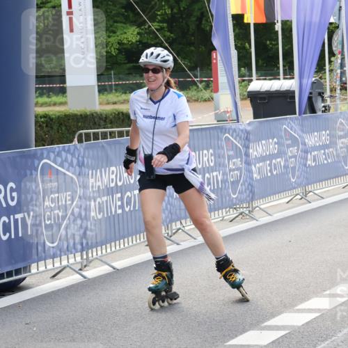 29.06.2025 - hella hamburg halbmarathon Strokosch-Dieckow http://msf.ph/oto/8196013 29.06.2025 09:40:41 Ziel 20022, 20032 meine-sportfotos.de