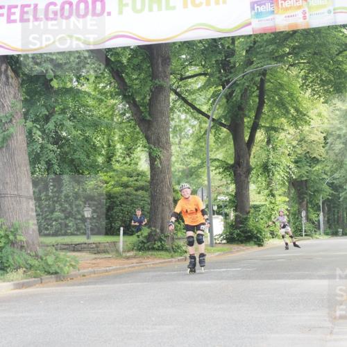29.06.2025 - hella hamburg halbmarathon KatJ http://msf.ph/oto/8196020 29.06.2025 09:28:10 Zwischen KM18-KM19  meine-sportfotos.de