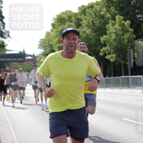 29.06.2025 - hella hamburg halbmarathon Jannik Wohlers http://msf.ph/oto/8196043 29.06.2025 09:46:36 Lombardsbrücke 1053, 1396, 1411, 1577, 2563, 3005, 5193, 5660, 7080, 7466, 7622, 7867, 8323, 9519, 10477, 11055, 11898, 12204, 12899, 13148, 13199, 13493, 13494, 13729, 13771, 13991, 14069, 14385, 14448, 14841, 14899, 15390, 16417, 16425, 16881, 17014, 17137, 17329, 17877, 18026, 18357, 18600, 18731, 18824, 18906, 18986 meine-sportfotos.de