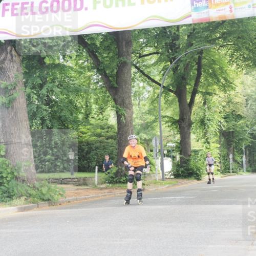 29.06.2025 - hella hamburg halbmarathon KatJ http://msf.ph/oto/8196052 29.06.2025 09:28:10 Zwischen KM18-KM19  meine-sportfotos.de