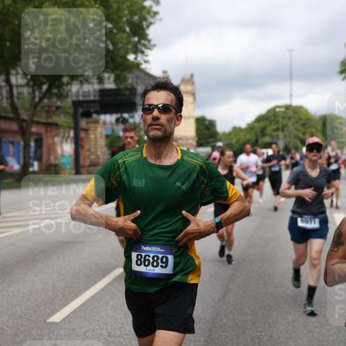 29.06.2025 - hella hamburg halbmarathon Yannick Fuchs http://msf.ph/oto/8196070 29.06.2025 10:44:20 20KM 1119, 1216, 1321, 1399, 1507, 1630, 2020, 2234, 2788, 3296, 3852, 3947, 4127, 4247, 4933, 5447, 5894, 6125, 6282, 7176, 8153, 8313, 8576, 8657, 8689, 8899, 8921, 9031, 9303, 10371, 10480, 10750, 11455, 11607, 11975, 12203, 12235, 12527, 12624, 12733, 13282, 13463, 13609, 13758, 13812, 14257, 14562, 14794, 15620, 15803, 15950, 16000, 16242, 16403, 16716, 16732, 16806, 16887, 17247, 17282, 17319, 18066, 18228, 18229, 18370, 18451, 18499, 18657, 18658, 18811, 18884 meine-sportfotos.de