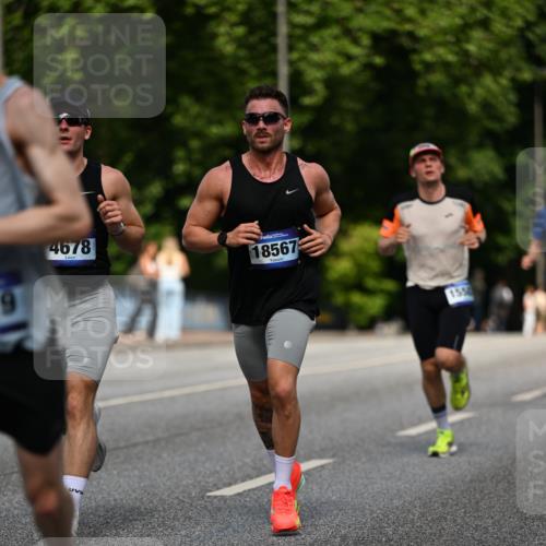 29.06.2025 - hella hamburg halbmarathon Dr. Thomas Lammeyer http://msf.ph/oto/8196100 29.06.2025 09:47:53 Kennedybrücke 1065, 2021, 2879, 3075, 3845, 3968, 4678, 5367, 7349, 8473, 8731, 10790, 10848 meine-sportfotos.de