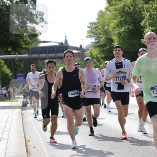 29.06.2025 - hella hamburg halbmarathon Jannik Wohlers http://msf.ph/oto/8196167 29.06.2025 09:46:38 Lombardsbrücke 1053, 1396, 1411, 1577, 2563, 3005, 3790, 3935, 5193, 5660, 6305, 7080, 7466, 7622, 7867, 8323, 9376, 9519, 10477, 11055, 11370, 11898, 12204, 13148, 13199, 13729, 13771, 13991, 14069, 14385, 14448, 14841, 14899, 14975, 15390, 16417, 16425, 16881, 17014, 17329, 17877, 18357, 18455, 18600, 18731, 18906, 18986 meine-sportfotos.de