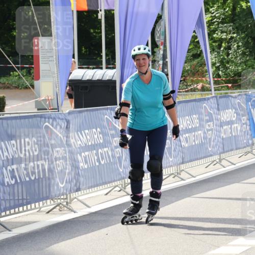 29.06.2025 - hella hamburg halbmarathon Strokosch-Dieckow http://msf.ph/oto/8196168 29.06.2025 09:40:50 Ziel 20022, 20098, 20531 meine-sportfotos.de