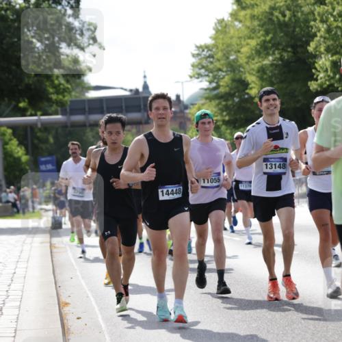 29.06.2025 - hella hamburg halbmarathon Jannik Wohlers http://msf.ph/oto/8196191 29.06.2025 09:46:38 Lombardsbrücke 1053, 1396, 1411, 1577, 2563, 3005, 3790, 3935, 5193, 5660, 6305, 7080, 7466, 7622, 7867, 8323, 9376, 9519, 10477, 11055, 11370, 11898, 12204, 13148, 13199, 13729, 13771, 13991, 14069, 14385, 14448, 14841, 14899, 14975, 15390, 16417, 16425, 16881, 17014, 17329, 17877, 18357, 18455, 18600, 18731, 18906, 18986 meine-sportfotos.de
