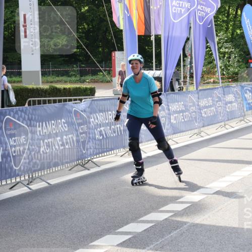 29.06.2025 - hella hamburg halbmarathon Strokosch-Dieckow http://msf.ph/oto/8196197 29.06.2025 09:40:51 Ziel 20022, 20098, 20531 meine-sportfotos.de