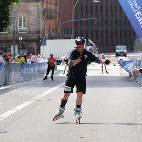 29.06.2025 - hella hamburg halbmarathon Strokosch-Dieckow http://msf.ph/oto/8196219 29.06.2025 09:40:53 Ziel 20098, 20531 meine-sportfotos.de