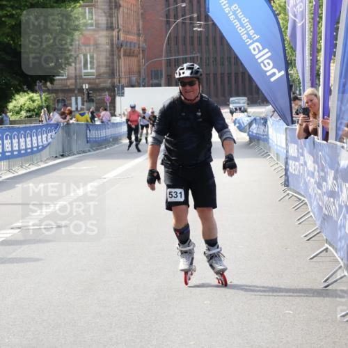 29.06.2025 - hella hamburg halbmarathon Strokosch-Dieckow http://msf.ph/oto/8196262 29.06.2025 09:40:56 Ziel 20098, 20531 meine-sportfotos.de