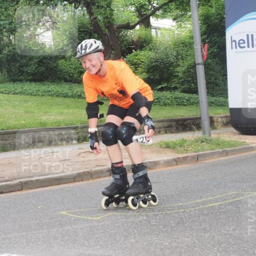 29.06.2025 - hella hamburg halbmarathon KatJ http://msf.ph/oto/8196342 29.06.2025 09:28:13 Zwischen KM18-KM19  meine-sportfotos.de