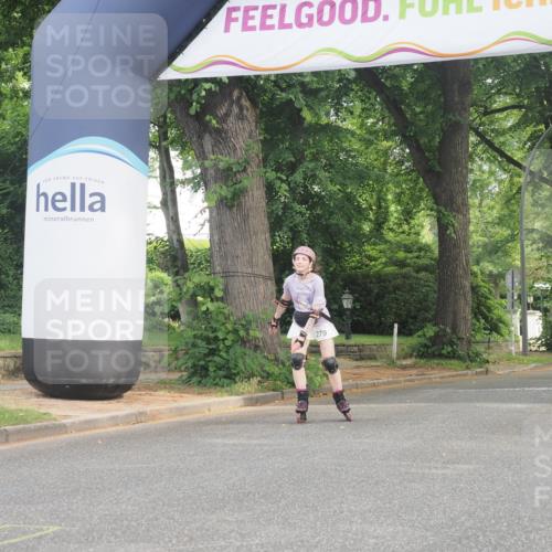 29.06.2025 - hella hamburg halbmarathon KatJ http://msf.ph/oto/8196483 29.06.2025 09:28:15 Zwischen KM18-KM19  meine-sportfotos.de