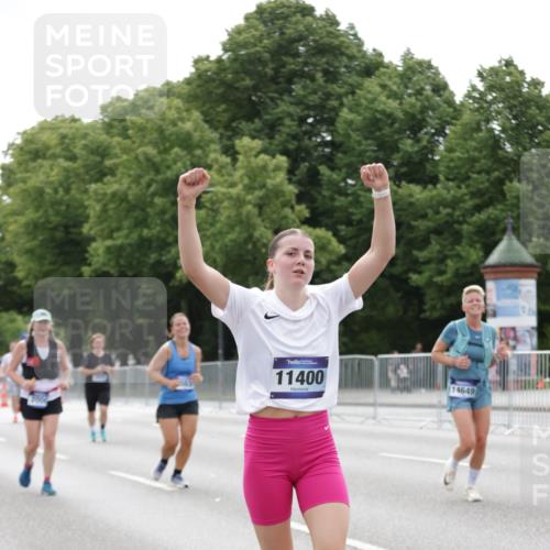 29.06.2025 - hella hamburg halbmarathon Jannik Wohlers http://msf.ph/oto/8196542 29.06.2025 10:24:42 Lombardsbrücke 1740, 2000, 3920, 3961, 3963, 4008, 4010, 5814, 7778, 8083, 8962, 9573, 11400, 11921, 14086, 14649, 15153, 15679, 15942, 17185, 17954, 18194, 18198 meine-sportfotos.de