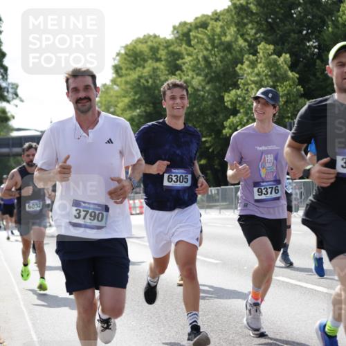 29.06.2025 - hella hamburg halbmarathon Jannik Wohlers http://msf.ph/oto/8196610 29.06.2025 09:46:44 Lombardsbrücke 1053, 1396, 1407, 1411, 1577, 1959, 2563, 2836, 3005, 3790, 3935, 4740, 5193, 6032, 6305, 7080, 7831, 8323, 9376, 9508, 9519, 10771, 11055, 11370, 11898, 12204, 13148, 13771, 13972, 13991, 14069, 14385, 14388, 14448, 14841, 14975, 15348, 15390, 16177, 16417, 16425, 16881, 17014, 17329, 17877, 18455, 18731, 18906, 18986 meine-sportfotos.de