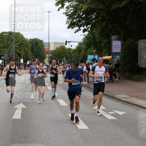 29.06.2025 - hella hamburg halbmarathon Yannick Fuchs http://msf.ph/oto/8196699 29.06.2025 10:31:41 20KM 1385, 1411, 2767, 4860, 4865, 5003, 5092, 5307, 5315, 5961, 6123, 6529, 7310, 7482, 8084, 8121, 8362, 9178, 9296, 9914, 10680, 10738, 11833, 13141, 13854, 13972, 14387, 14459, 14691, 14934, 15178, 15261, 15939, 16523, 17024, 17125, 17192, 17306, 17658, 17723, 18038, 18062, 18384, 18733, 18824 meine-sportfotos.de