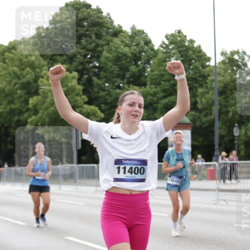 29.06.2025 - hella hamburg halbmarathon Jannik Wohlers http://msf.ph/oto/8196704 29.06.2025 10:24:42 Lombardsbrücke 1740, 2000, 3920, 3961, 3963, 4008, 4010, 5814, 7778, 8083, 8962, 9573, 11400, 11921, 14086, 14649, 15153, 15679, 15942, 17185, 17954, 18194, 18198 meine-sportfotos.de