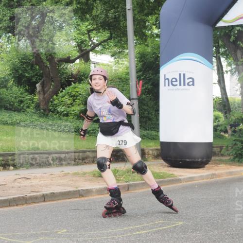 29.06.2025 - hella hamburg halbmarathon KatJ http://msf.ph/oto/8196730 29.06.2025 09:28:17 Zwischen KM18-KM19  meine-sportfotos.de