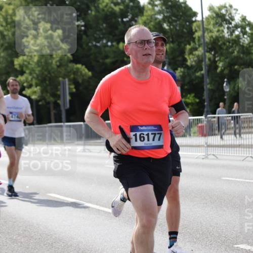 29.06.2025 - hella hamburg halbmarathon Jannik Wohlers http://msf.ph/oto/8196735 29.06.2025 09:46:47 Lombardsbrücke 1396, 1407, 1411, 1910, 1959, 2563, 2774, 2836, 3005, 3790, 3935, 4740, 5193, 6032, 6305, 6473, 6915, 7831, 7972, 8366, 9376, 9508, 9519, 10771, 11055, 11370, 12204, 13148, 13771, 13972, 13991, 14069, 14385, 14388, 14448, 14841, 14975, 15348, 15390, 16177, 16425, 16698, 17014, 17877, 18455, 18731, 18906, 18986 meine-sportfotos.de
