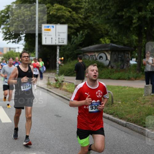 29.06.2025 - hella hamburg halbmarathon Yannick Fuchs http://msf.ph/oto/8196806 29.06.2025 10:44:24 20KM 1119, 1216, 1321, 1399, 1507, 1630, 2020, 2234, 2788, 3296, 3852, 3947, 4127, 4247, 4346, 4933, 5894, 6125, 6795, 7176, 8153, 8313, 8576, 8657, 8689, 8704, 8899, 8921, 9031, 9303, 10371, 10480, 10750, 11356, 11455, 11607, 12235, 12527, 12624, 12733, 13282, 13463, 13609, 13758, 13812, 14257, 14562, 15803, 15950, 16000, 16242, 16716, 16732, 16806, 16887, 17247, 17282, 17319, 18066, 18228, 18229, 18370, 18451, 18499, 18657, 18658, 18811, 18884 meine-sportfotos.de