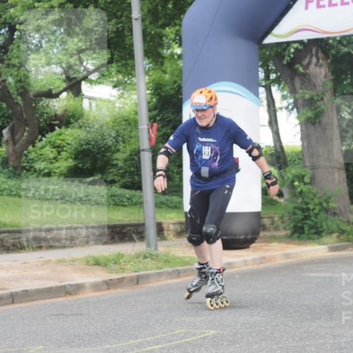 29.06.2025 - hella hamburg halbmarathon KatJ http://msf.ph/oto/8196928 29.06.2025 09:28:29 Zwischen KM18-KM19  meine-sportfotos.de