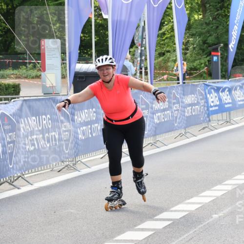 29.06.2025 - hella hamburg halbmarathon Strokosch-Dieckow http://msf.ph/oto/8196934 29.06.2025 09:42:21 Ziel 20222 meine-sportfotos.de