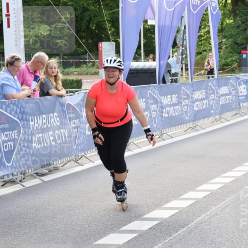 29.06.2025 - hella hamburg halbmarathon Strokosch-Dieckow http://msf.ph/oto/8196965 29.06.2025 09:42:22 Ziel 20222 meine-sportfotos.de